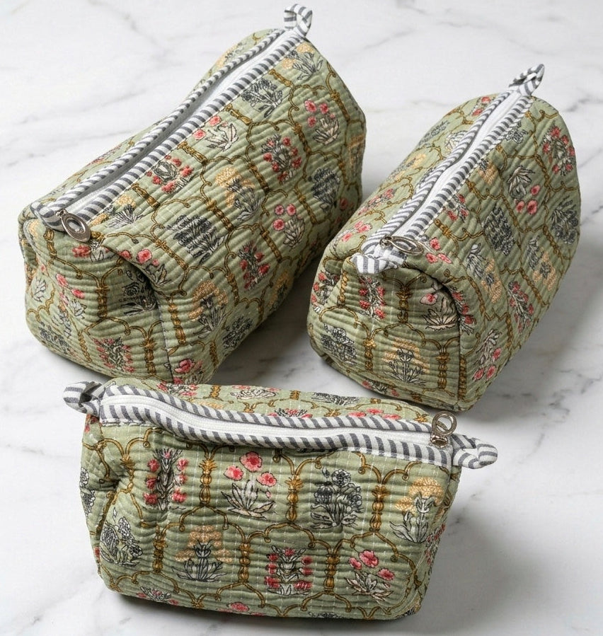 Pouch 4