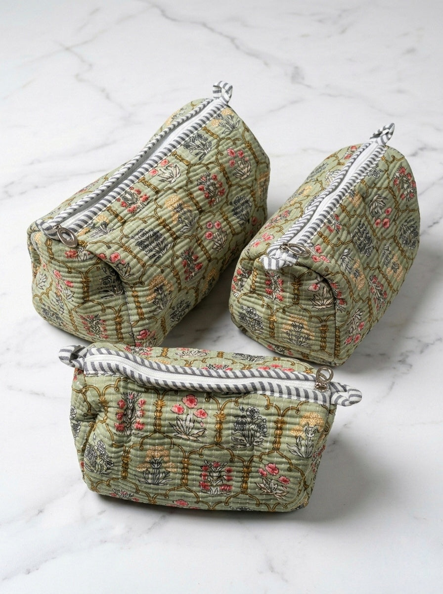 Pouch 4