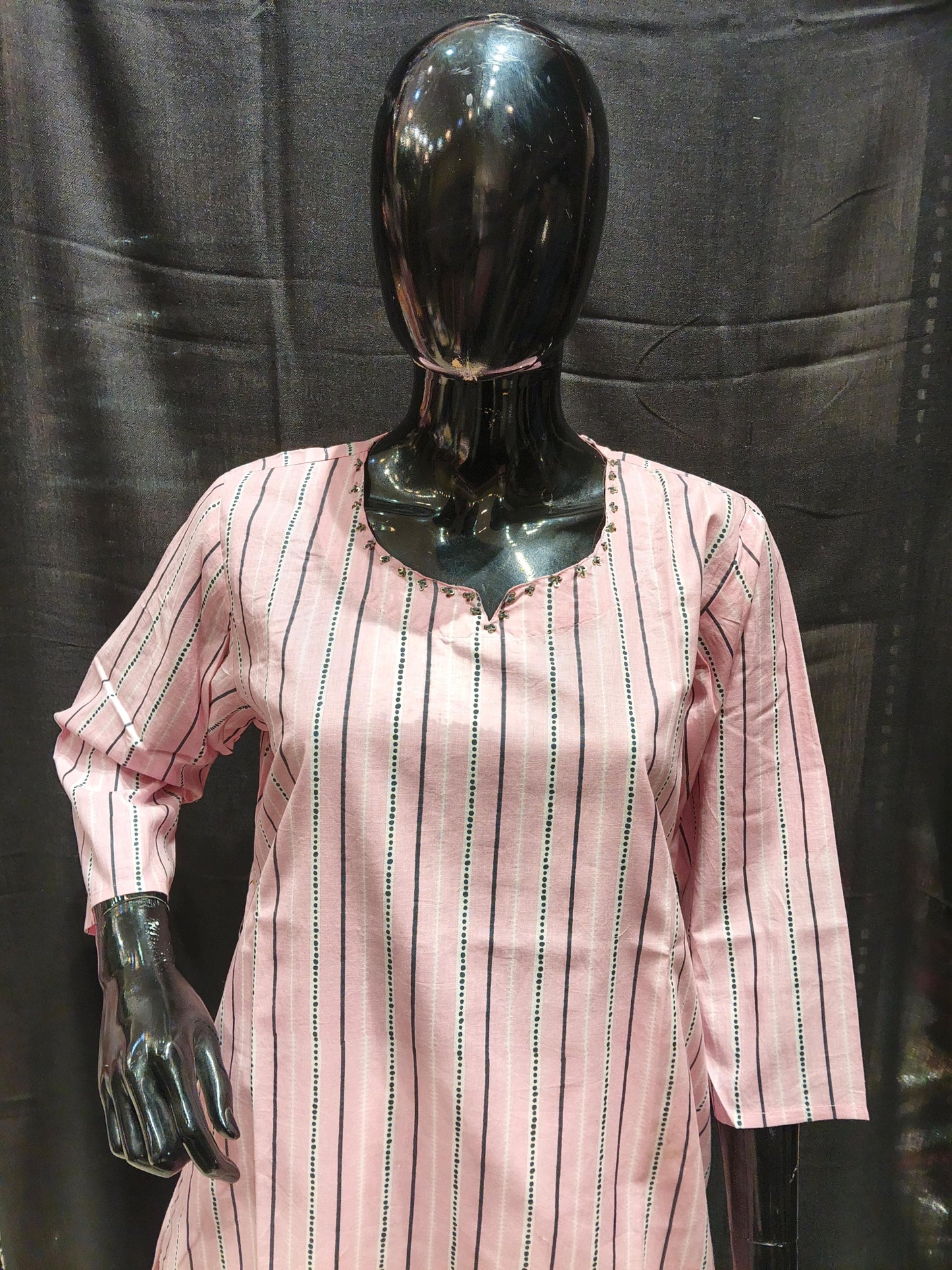 Myyra Kurta