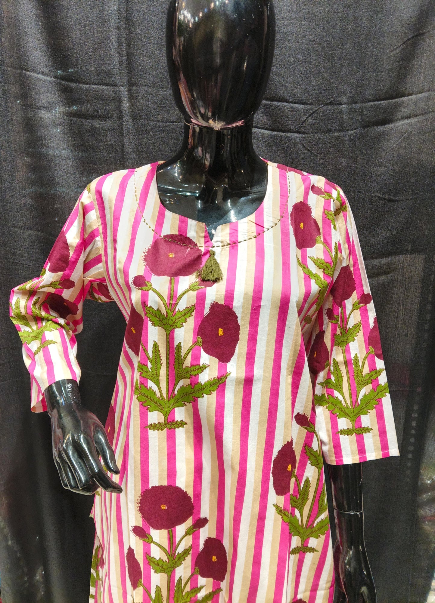 Leeza kurta