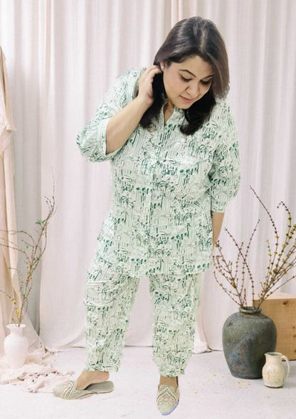 Ishan Lounge Set