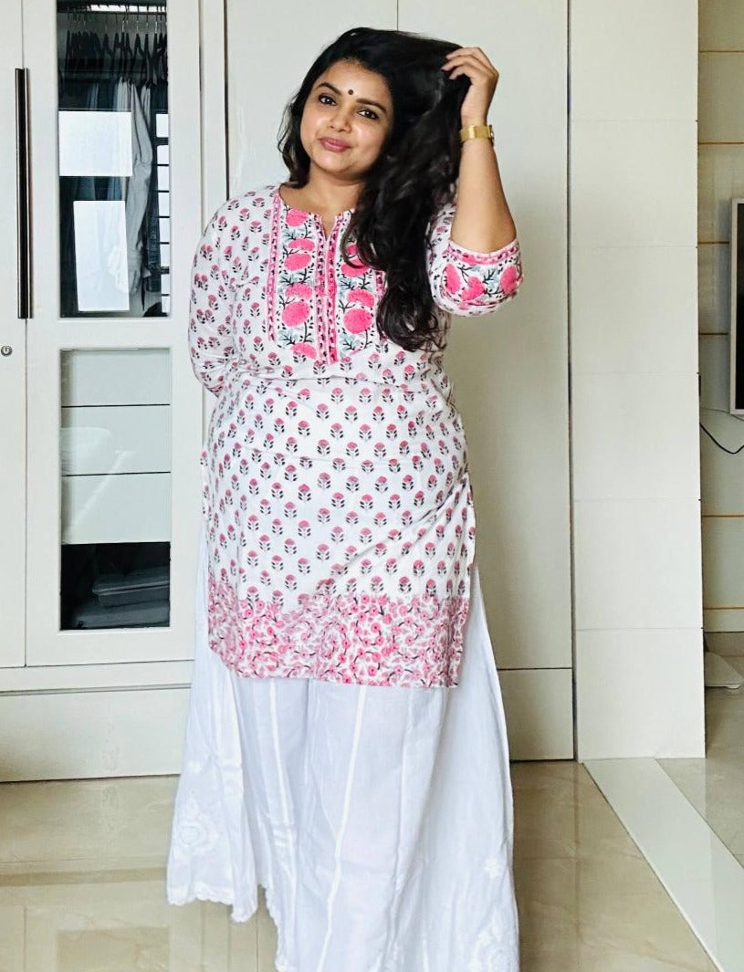 Larisa Short Kurta