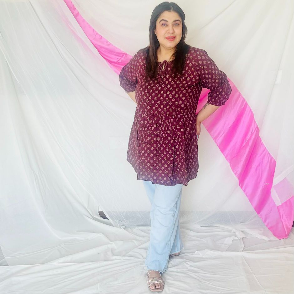 Amishi Gathered Top