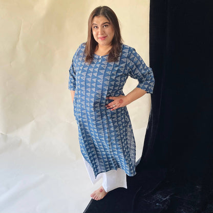 Neela Kurta