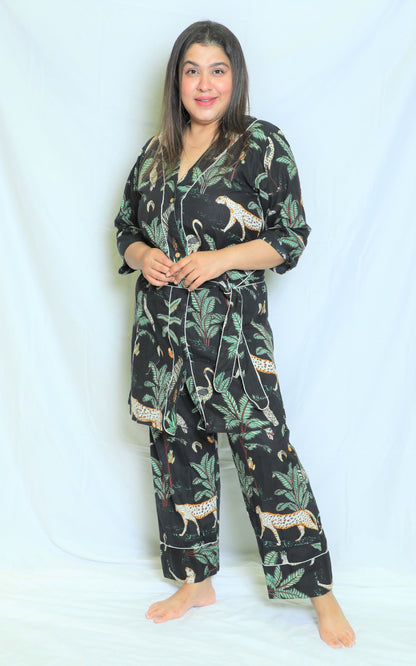 Hitam Jungle Print Night Suit